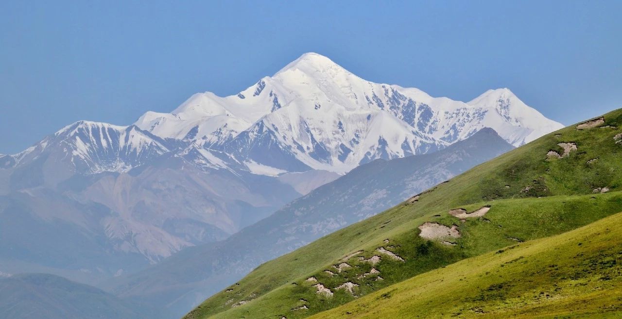 阿尼玛卿雪山