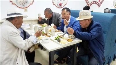 青海60岁以上老年人72.69万