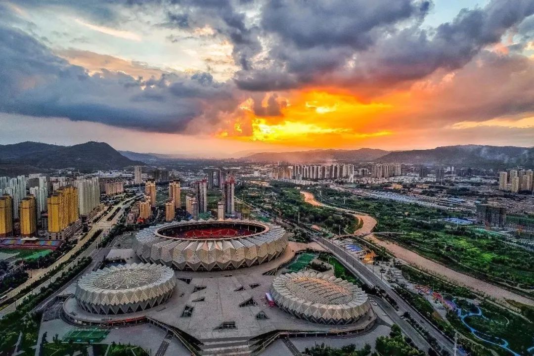 2020年，中国最热的一条自驾大环线