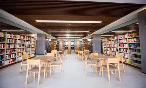 西宁市城东区投入200万元打造“智慧图书馆”