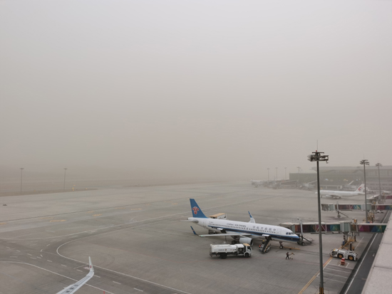 民航青海空管分局保障西宁机场沙尘天气航班正常运行