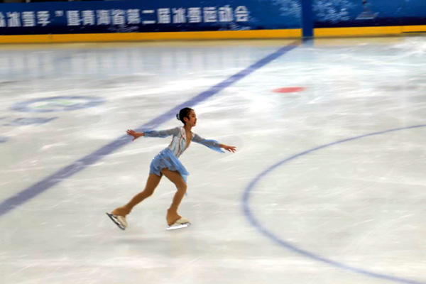 “第十届全国大众冰雪季”暨青海省第二届冰雪运动会 冰上项目比赛圆满收官
